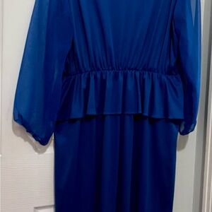Elegant Blue Long Sleeve Dress